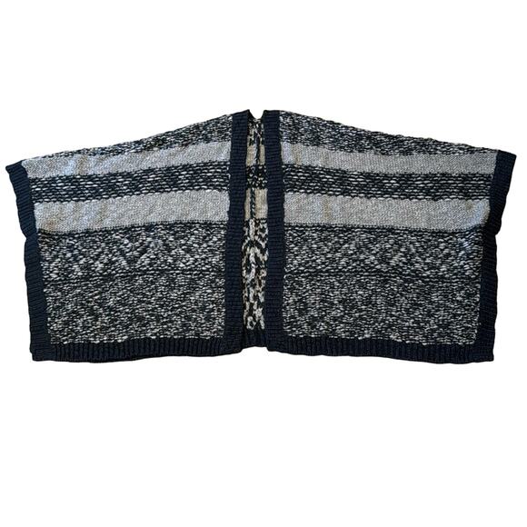 NWT LOFT Women's Poncho Sweater Shawl Black Grey Size XS/S - Picture 2 of 8
